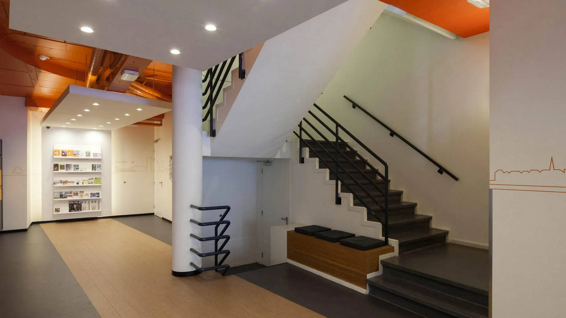 Hotel Easyhotel The Hague City Centre