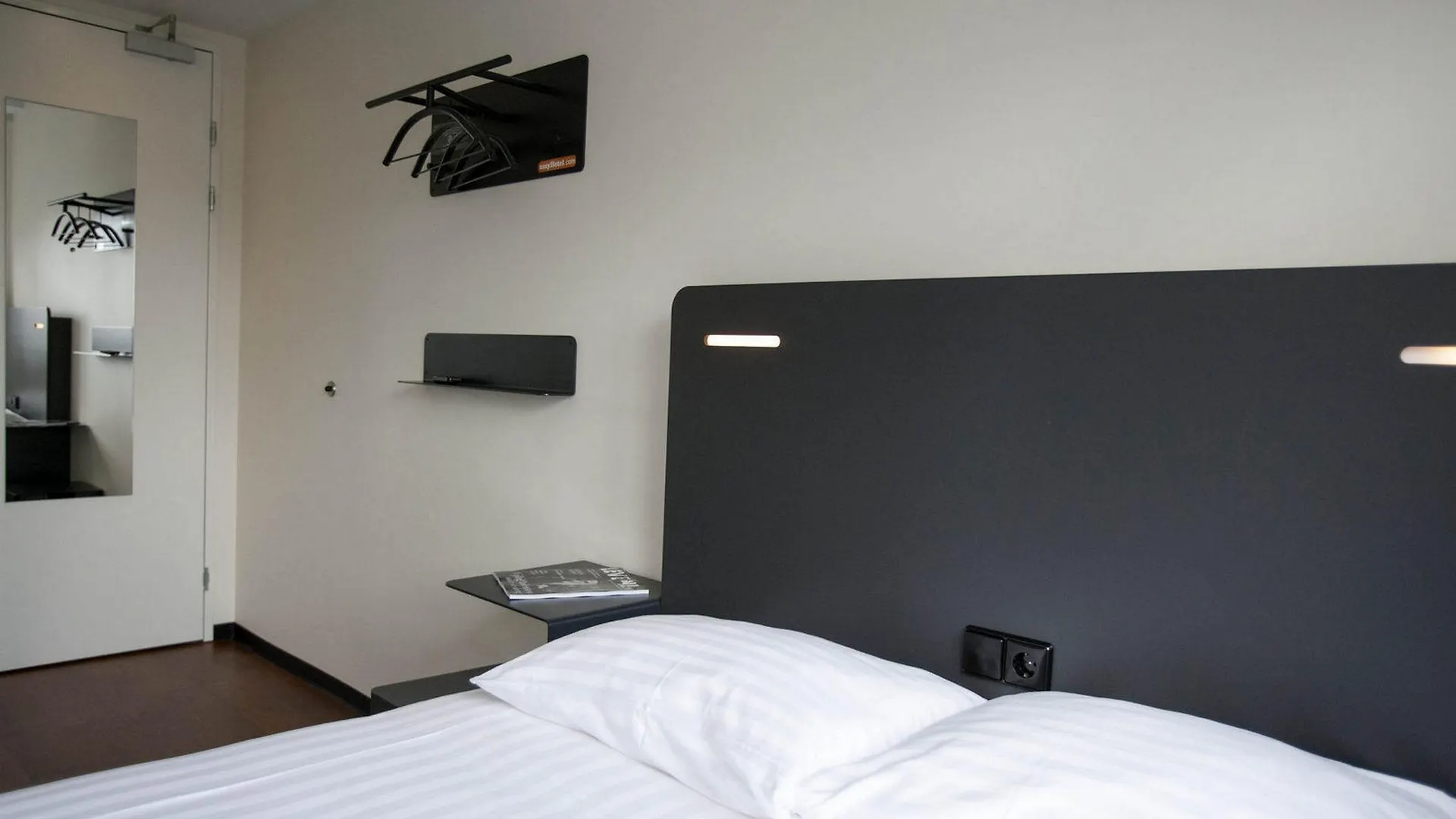 Hotel Easyhotel The Hague City Centre